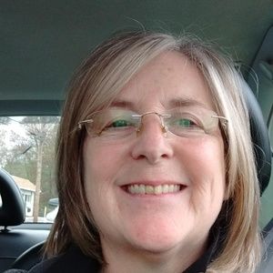 Meet your Posher, Moira